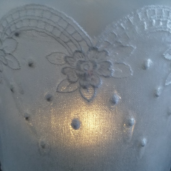 Flameless Candle Holder with Lid Handmade - Picture 4 of 8